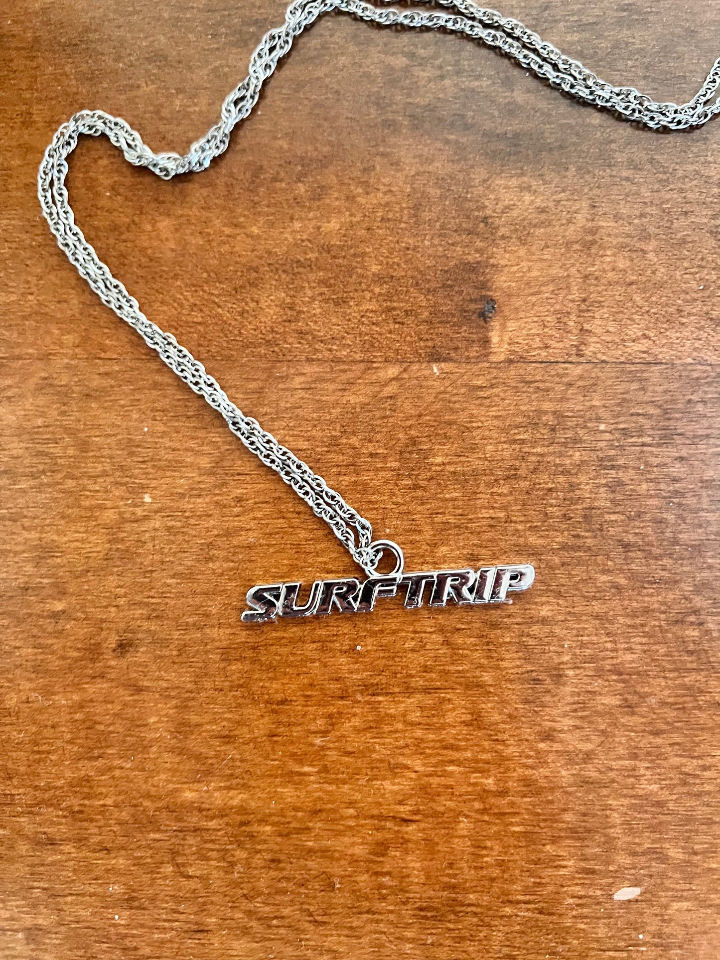 Surf Trip Chain