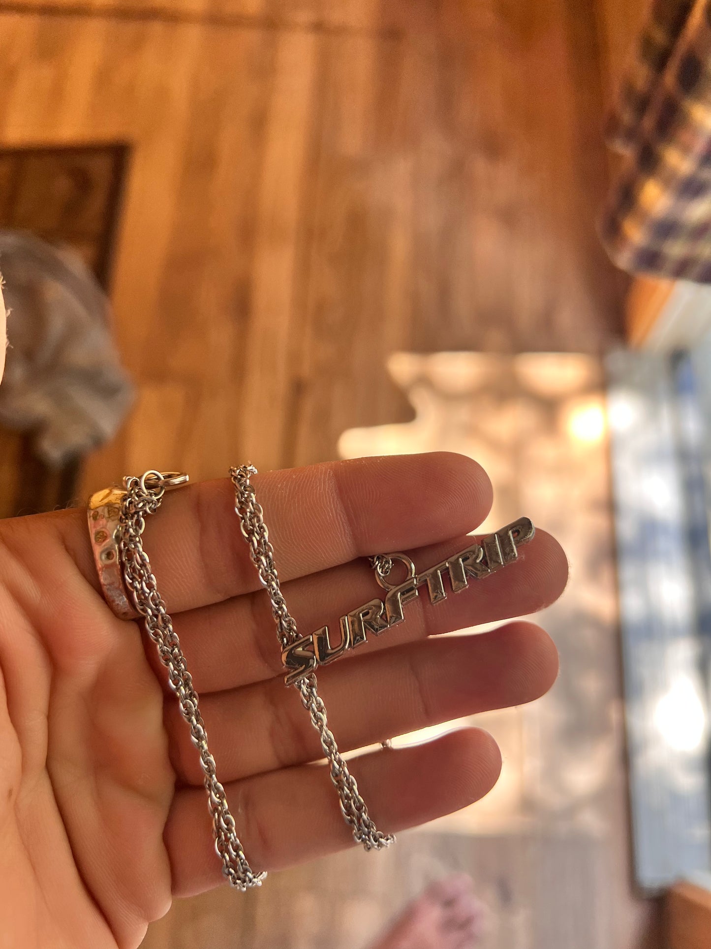 Surf Trip Chain